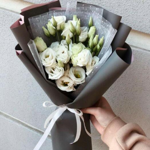 Bouquet of 5 eustoms