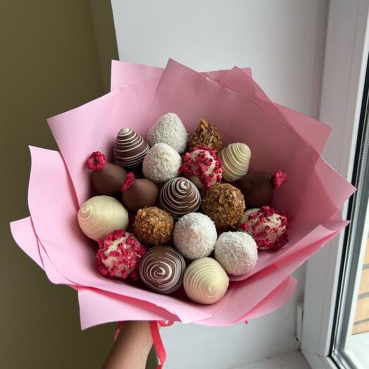 Ramo de fresas cubiertas de chocolate (18 bayas)
