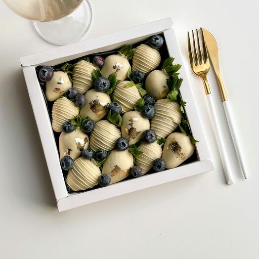 Клубничный бокс «Bride»