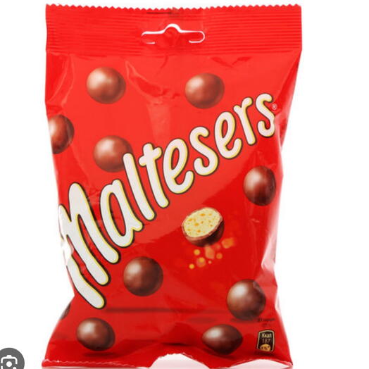 Хрустящие шоколадные шарики. Шоколадные воздушные шарики Maltesers. Шоколадные рисовые шарики Maltesers. Воздушные шоколадные шарики. Конфеты шоколадные шарики в красной упаковке.