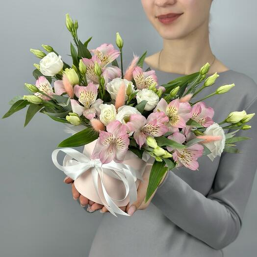 Композиция с эустомой, альстромерией и лагурусом (нк 012)