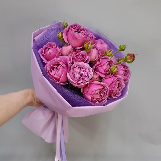 Ramo de 5 rosas arbustivas en forma de peonía