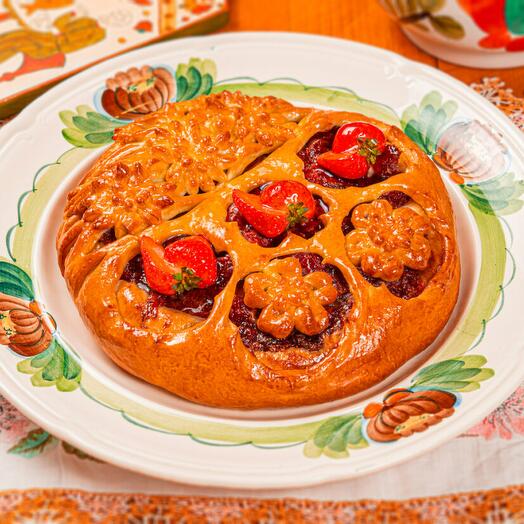 Пирог с клубникой