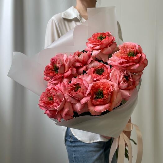 Ramo de rosas de peonía