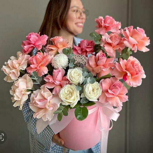 Французские розы в коробке