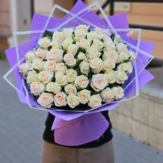 Букет из молочных роз