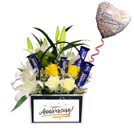 Anniversary Bag With Flowers   Balloon