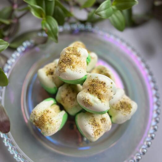 13 lu Antepfıstıklı macaron