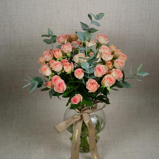 9 Azore Roses In a Glass Vase