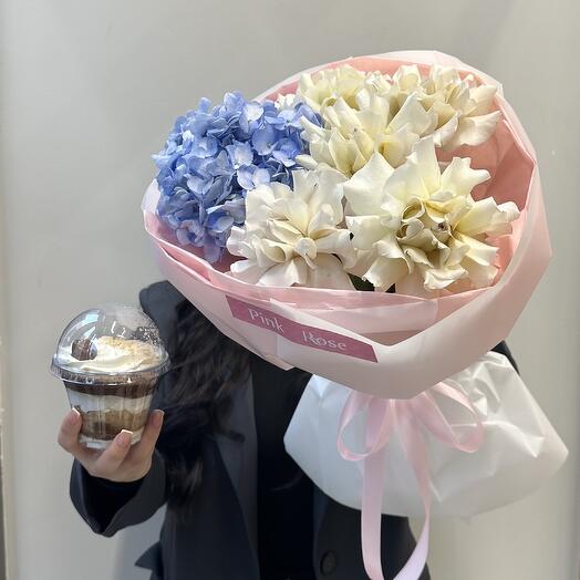 Букет + сладкий трайфл