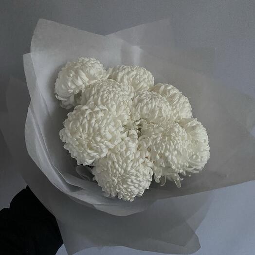 Букет из белых хризантем Snowflake