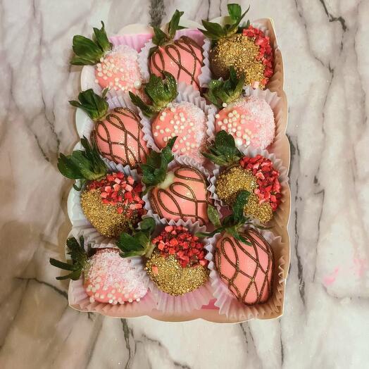Клубника в шоколаде 🍓 12 штук