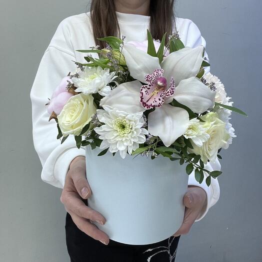 Цветы в коробке