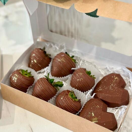 Fresas cubiertas de chocolate y corazones de Dubai