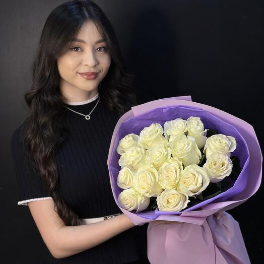 15 голландских роз