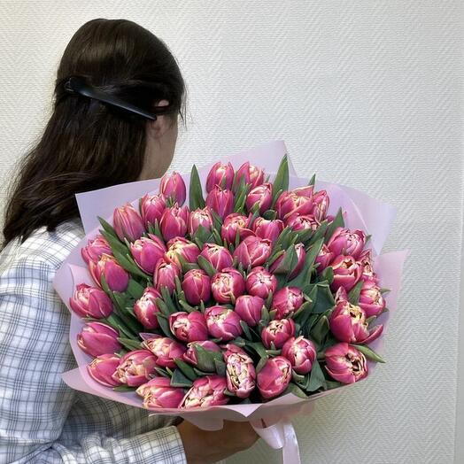 Дарите женщинам цветы