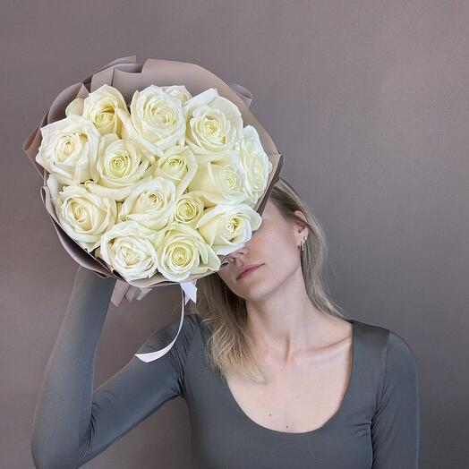 White roses 15 pieces