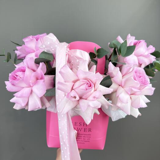 Нежные французские розы в сумочке 🩷🌸