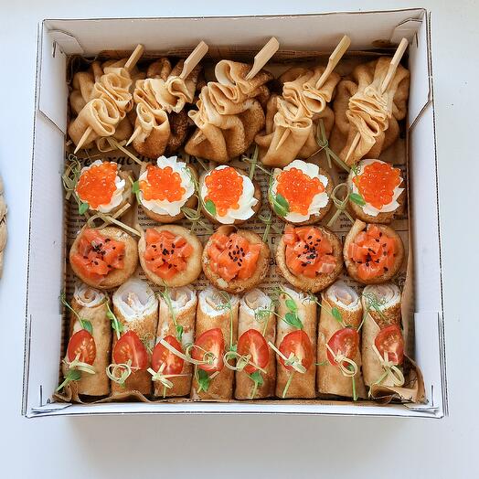 Фуршетный бокс "Блинный"