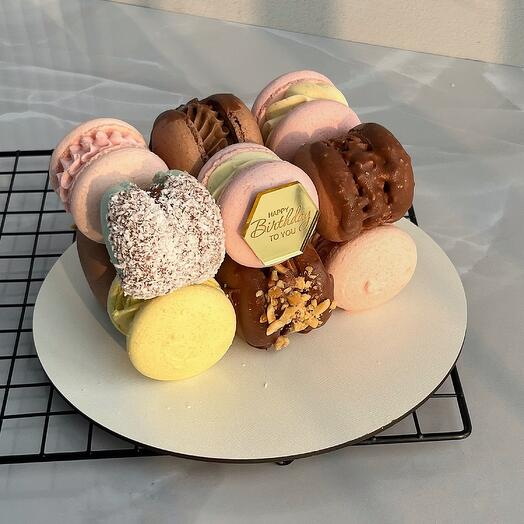 Торт из макарон, макарон на день рождения