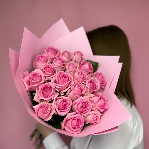Bouquet of 21 pink roses 50 cm