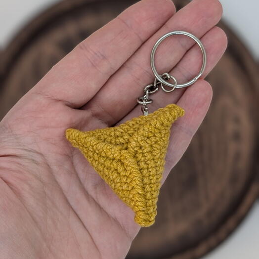 Вязаный эчпочмак брелок обвес на сумку рюкзак ключи