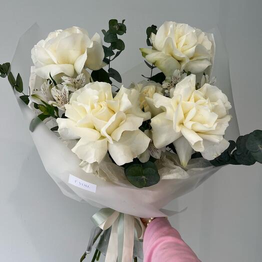 Дуо букет из альстромерии и французской белой розы