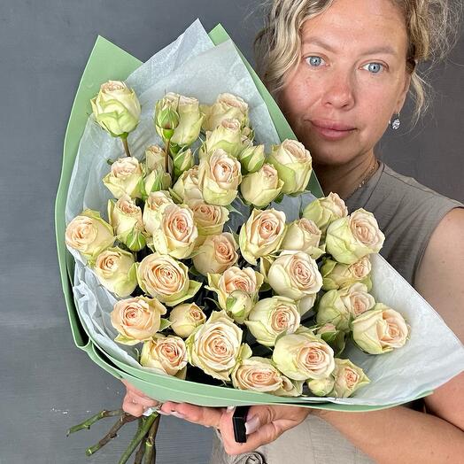 Розы кустовые