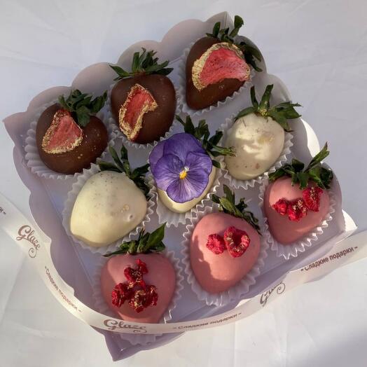 Набор из клубники в шоколаде "sweets" 9-12 шт