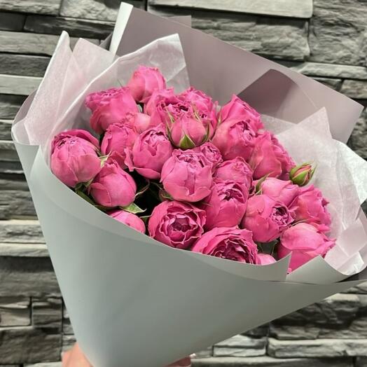 Букет из 51 пионовидной кустовой розы