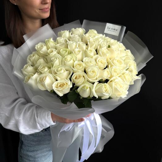 51 белая роза Аваланж