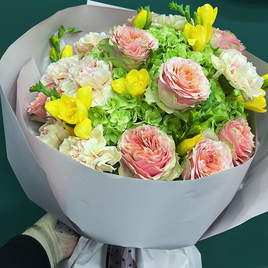 Sommerliche Blumenstraub