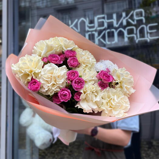Сборный букет "Магия чувств"