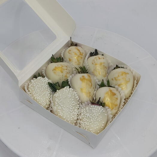Клубника в белом шоколаде 2, коробка мини