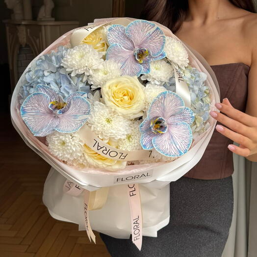 Букет Orchid Love