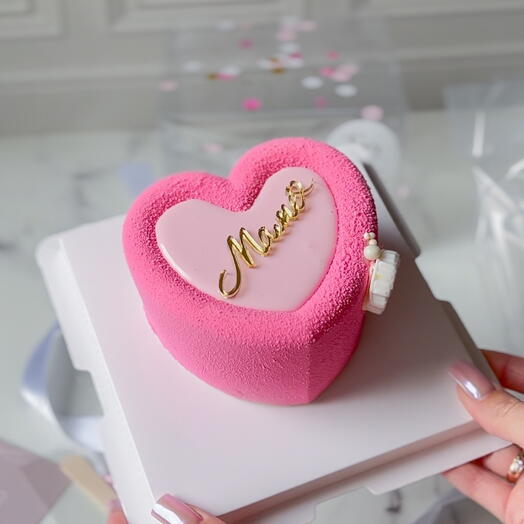 Муссовый бенто торт сердце маме