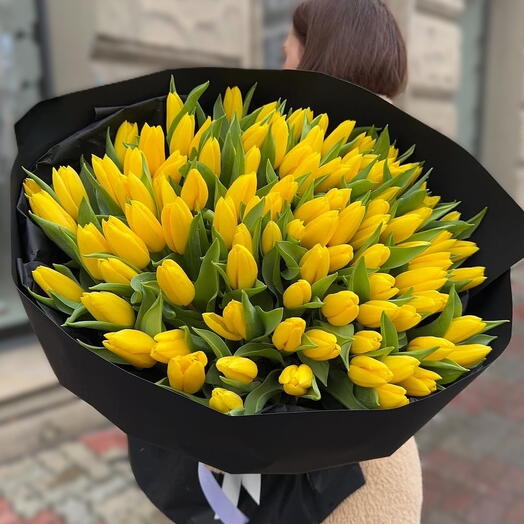 Букет из желиого тюльпана