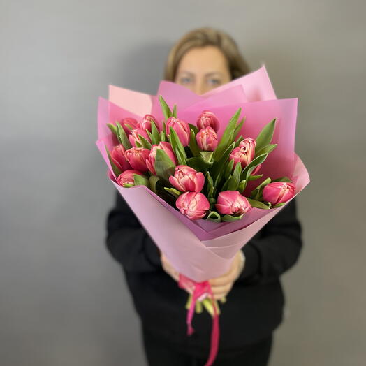 Букет из 15 пионовидных тюльпанов микс