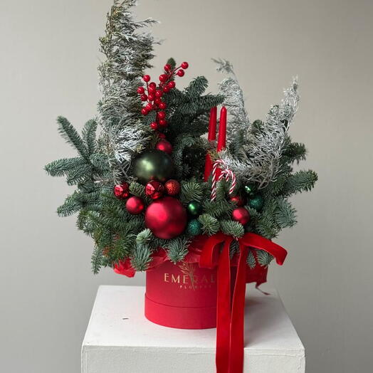 Новогодняя композиция "Зимнее волшебство" размер М