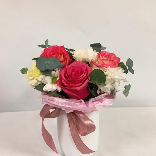 Комплимент из роз , диантусов и хризантем🌸