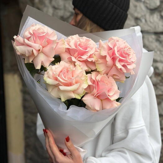 Нежный букет французских роз