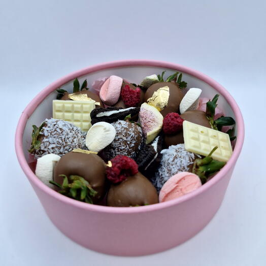 Клубника в шоколаде Sweet Treat Box