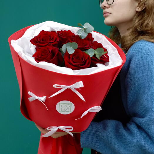 Букет из красных роз "Amore"