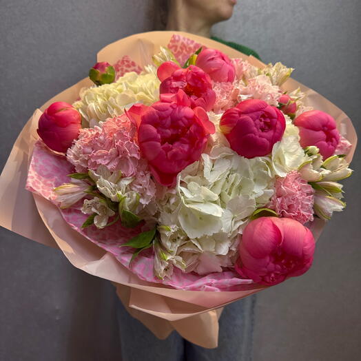 Наслаждение с пионами