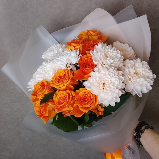 🧡розы оранжевые с Хризантемой