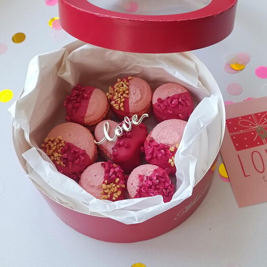 Набор Макаронс 8шт "Love"