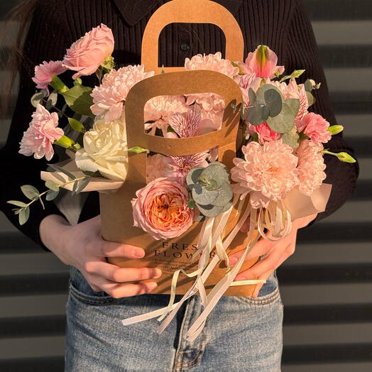 Композиция FRESH ROSES