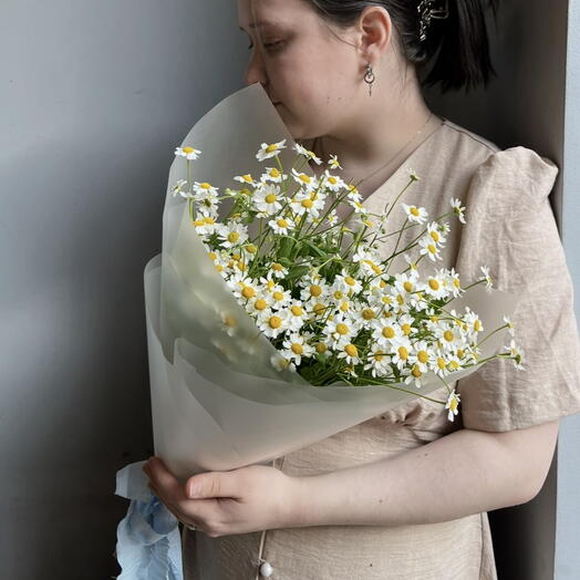 Монобукет из 5 веточек ромашек