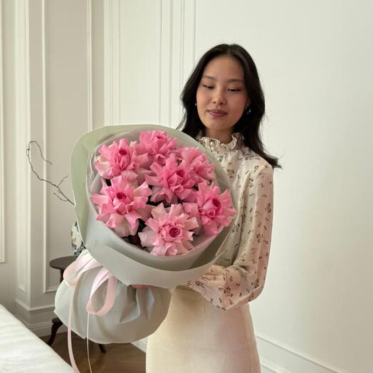 Trend bouquet of roses, 7 roses