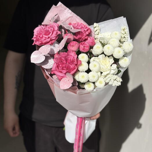 Букет Малинки из сортовых хризантем и пионовидных роз 💓